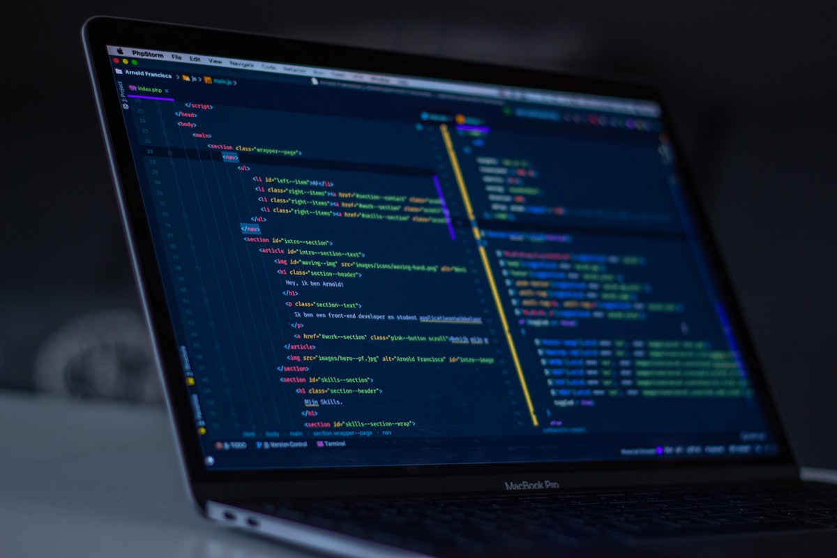 Custom Software vs Ready-Made Software